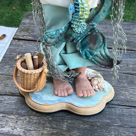 Large Artist Signed 2002 Tropical SANTA with Mermaid Seahorse Shells on Beach - Picture 10 of 16